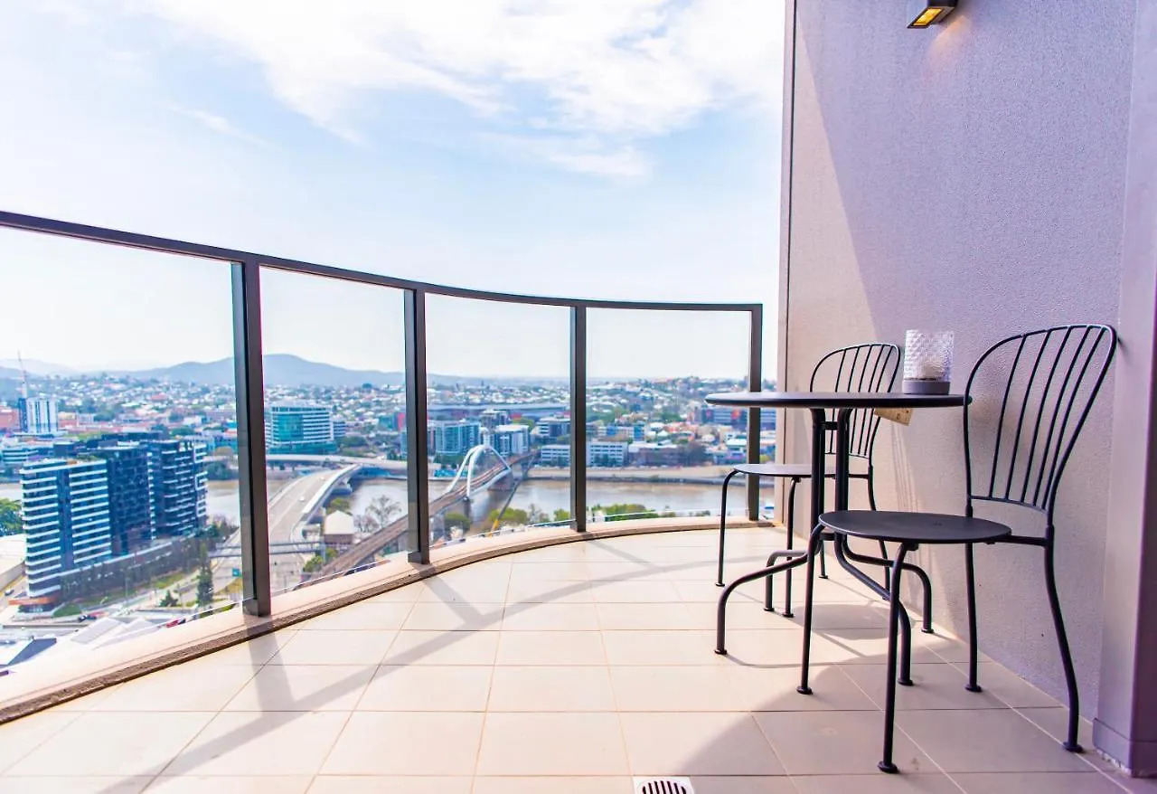 Airtrip Apartments At South Brisbane